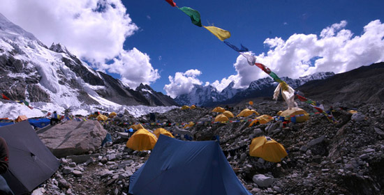 Explore Nepal: Trekkers Camping